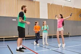 2025赛季中国三级职业联赛俱乐部场均观众人数排名