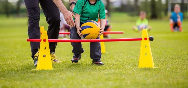 半场-科维奇破门 河南暂1-0成都蓉城