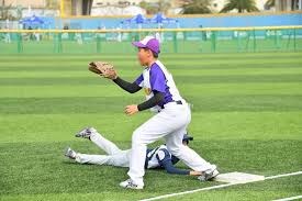 打麻将如何做到“眼观六路”？全局观养成指南。（麻将高手的全局洞察术：从“眼观六路”到体系化判断）